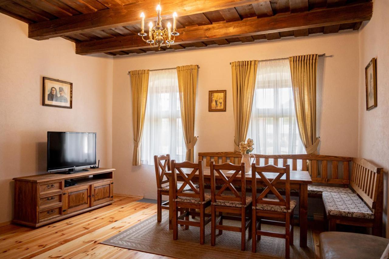 Penzion Sivý Kameň Podhradie  Esterno foto